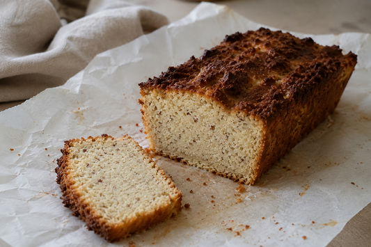 Kokoscake van amandelmeel en kokosmeel